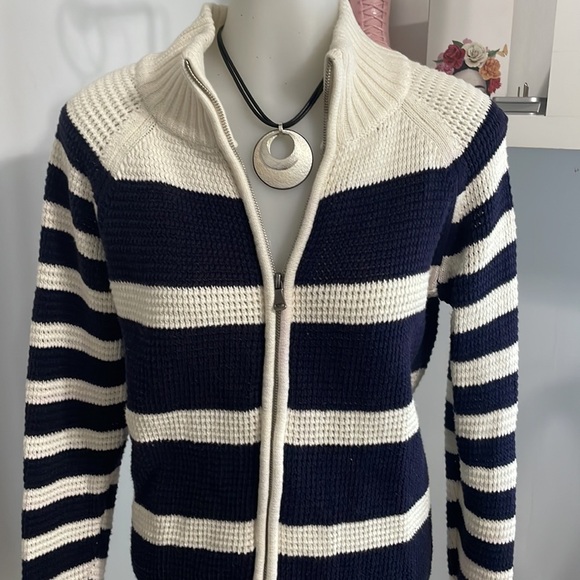 Talbots sweater with zip on front - Picture 2 of 7